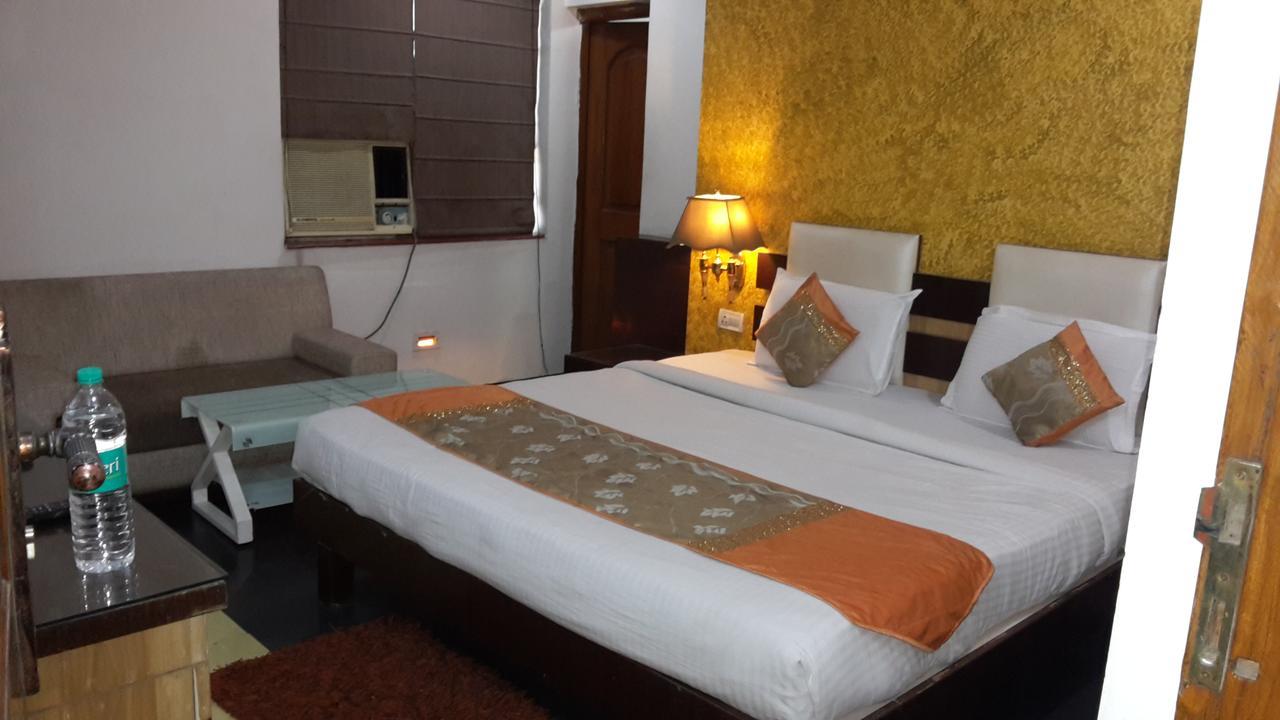 Hotel Rahul Deluxe Nagpur Ngoại thất bức ảnh