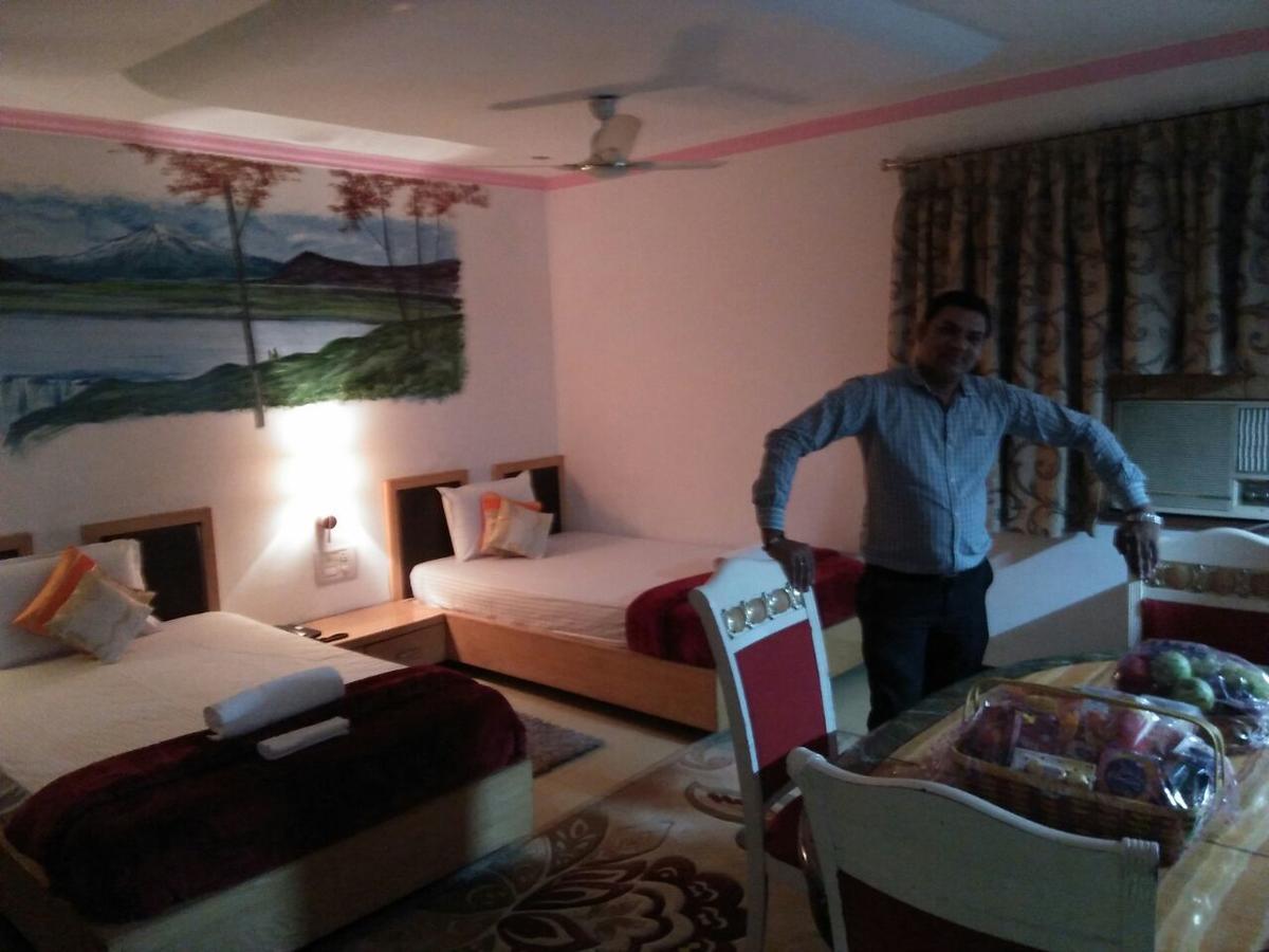Hotel Rahul Deluxe Nagpur Ngoại thất bức ảnh